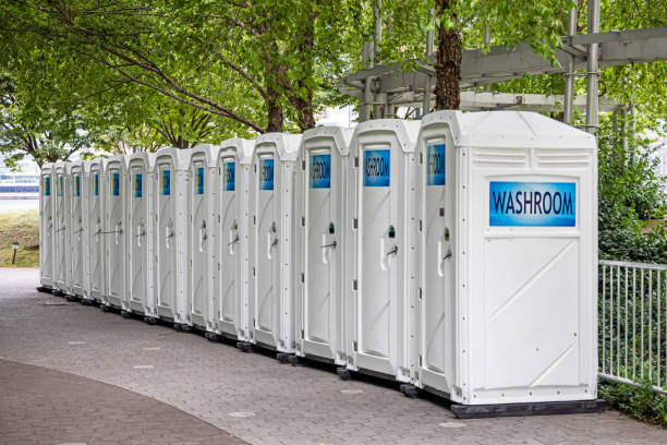 Portable Toilet Options We Offer in Gainesville, TX
